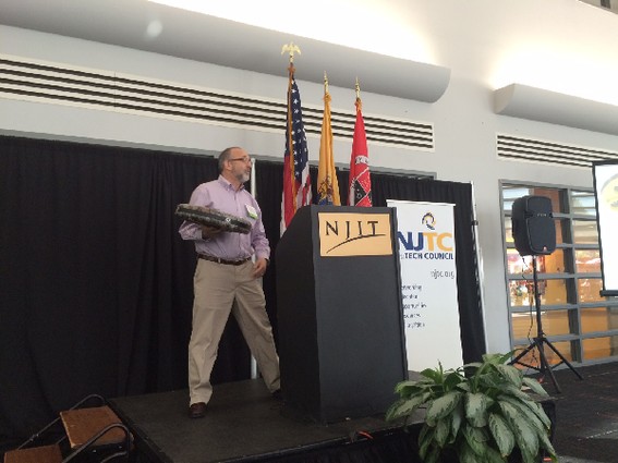 Photo: Jeffrey Smith speaking about his safer drone technology. Photo Credit: Esther Surden
